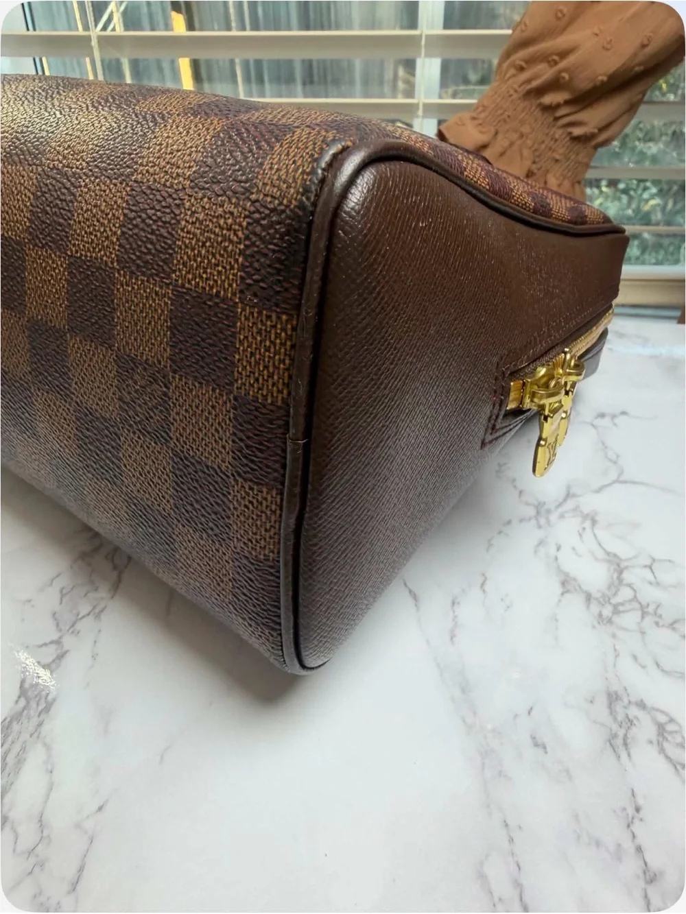 Louis Vuitton Brera Black Messenger Bag